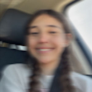 Meet your Posher, Olivia